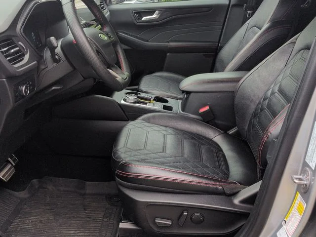 Used 2023 Silver Ford ST-Line Elite image 22