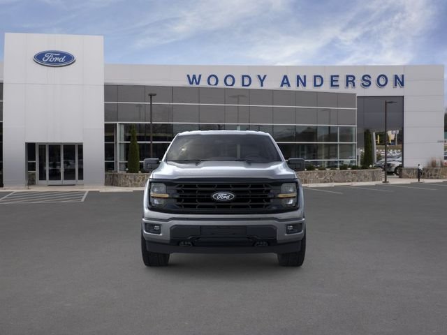 New 2026 Carbonized Gray Metallic Ford XLT image 6