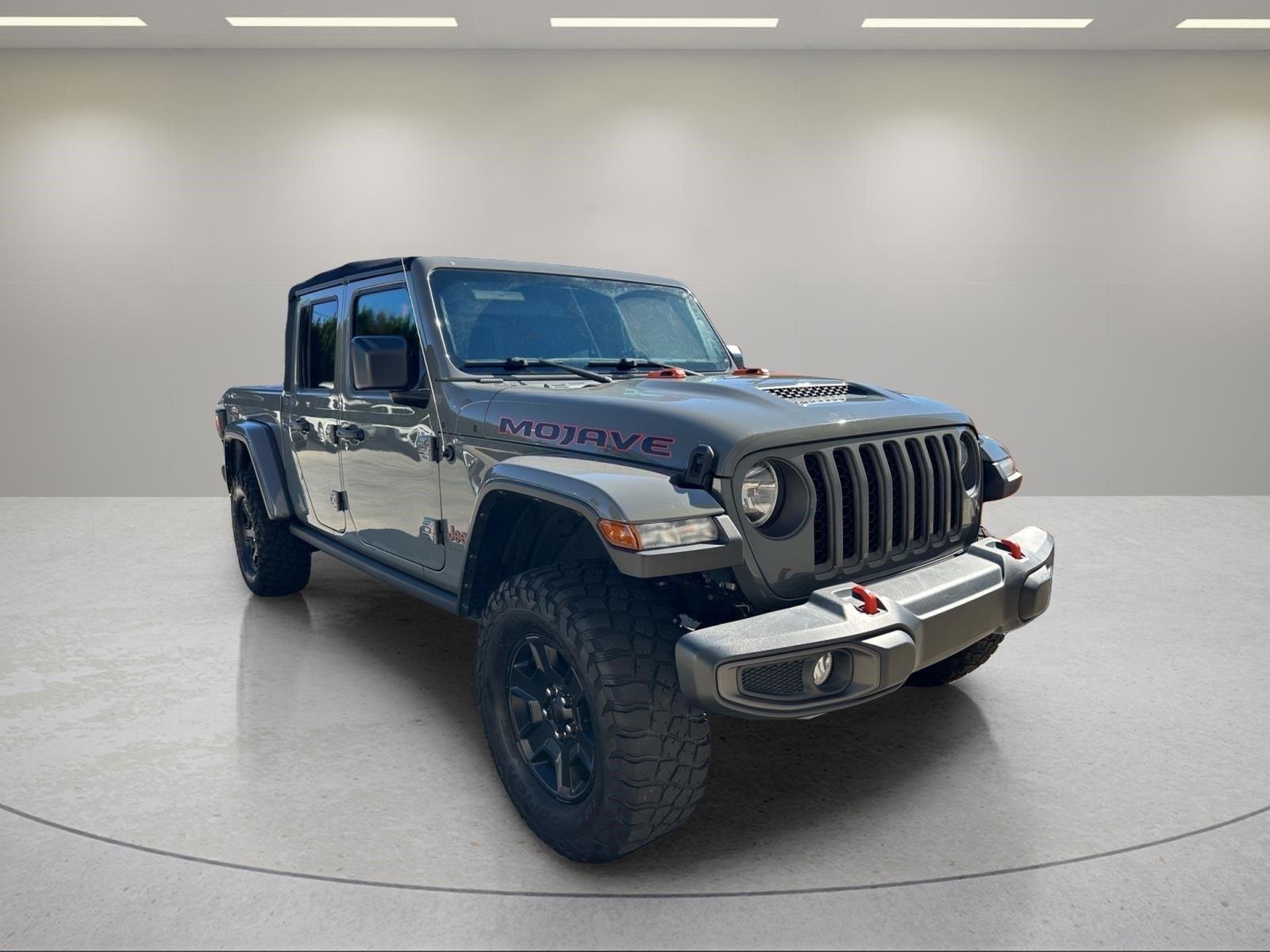 Used 2022 Sting-Gray Clearcoat Jeep Mojave image 6