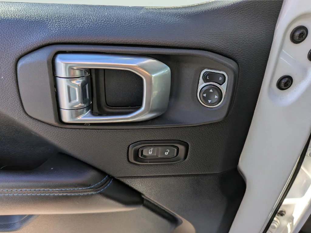 Used 2024 White Jeep High Altitude 4xe image 18