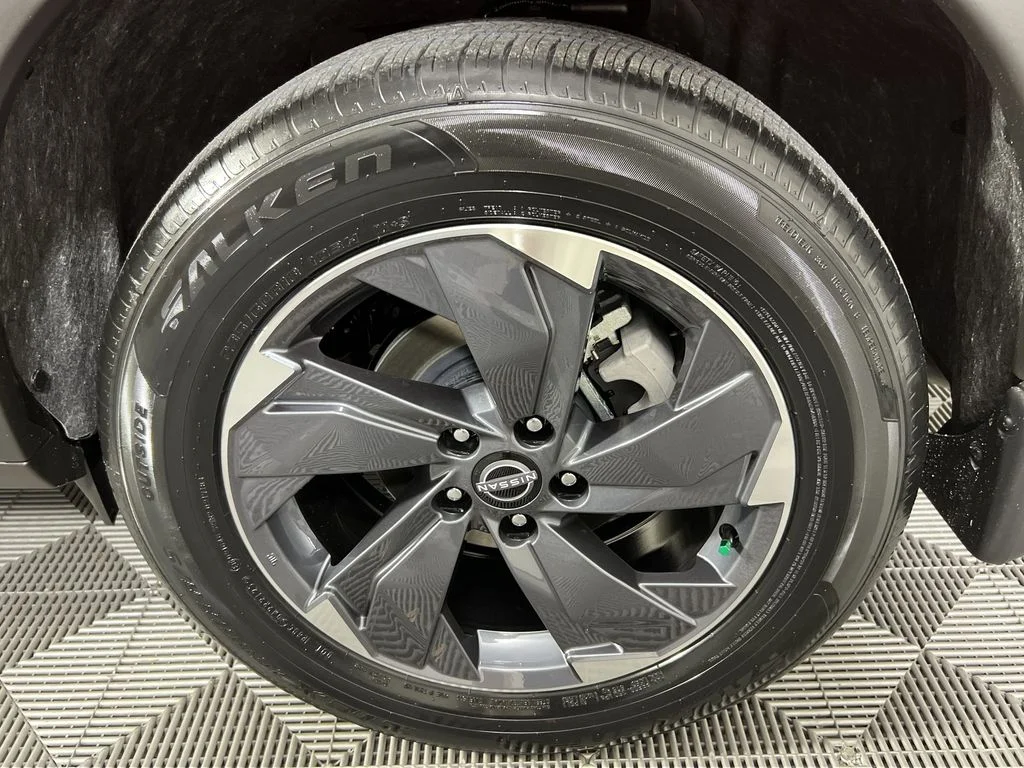2026 Nissan Rogue SV - Photo 19