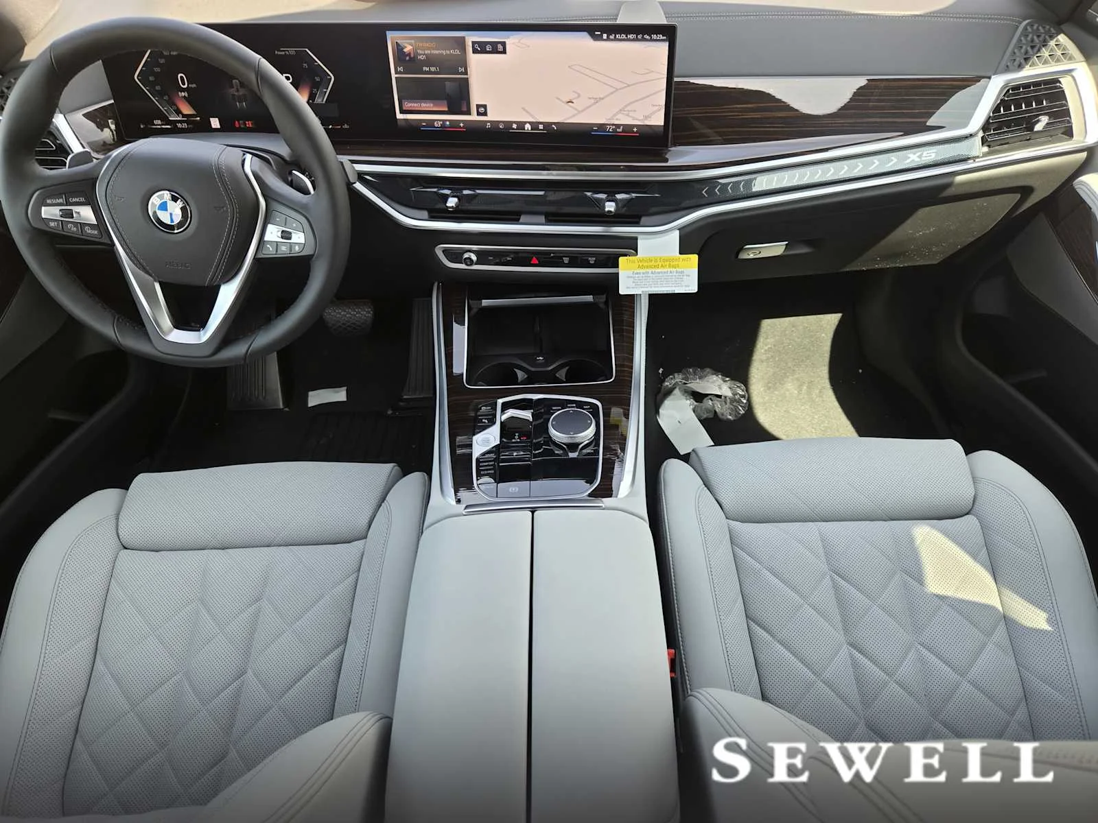 New 2026 Dravit Grey Metallic BMW sDrive40i image 7