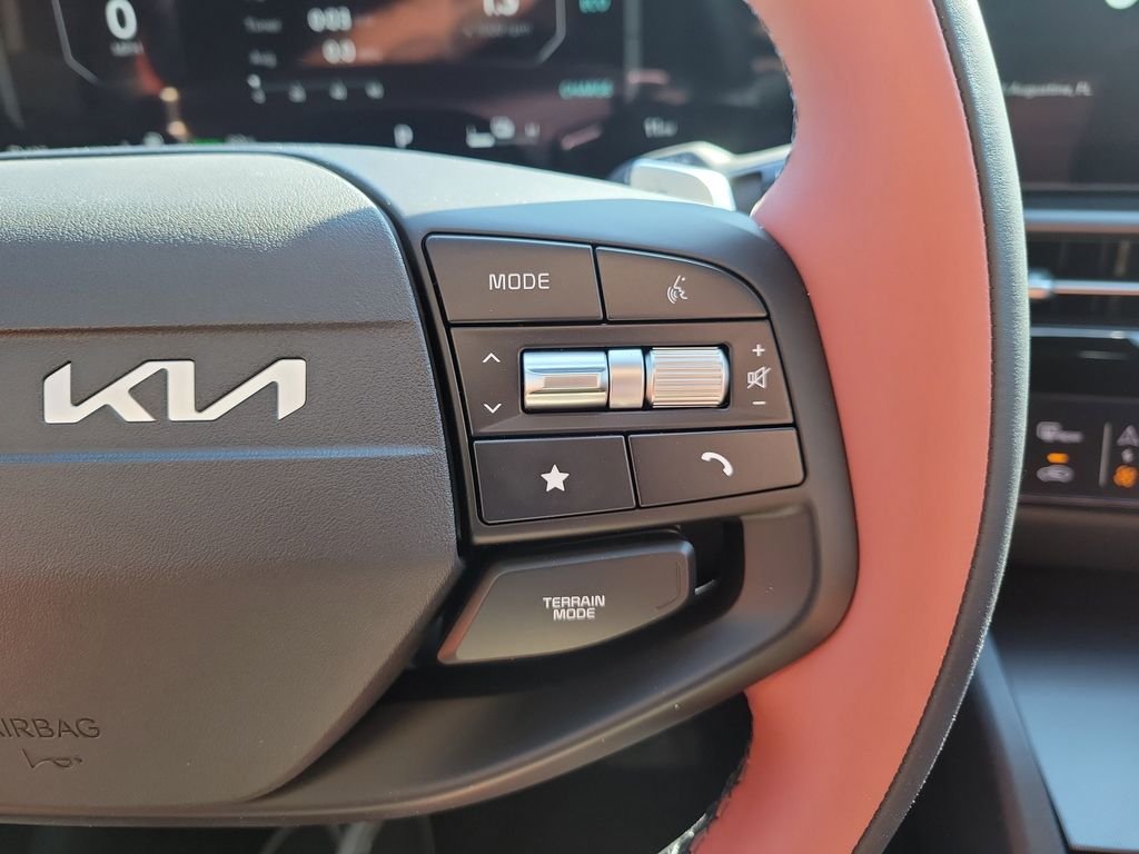 New 2026 Gray Kia SX-Prestige image 29