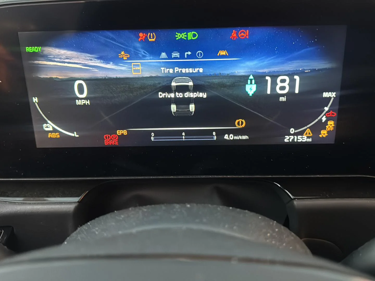 Certified Used 2023 Runway Red Kia Wind image 9