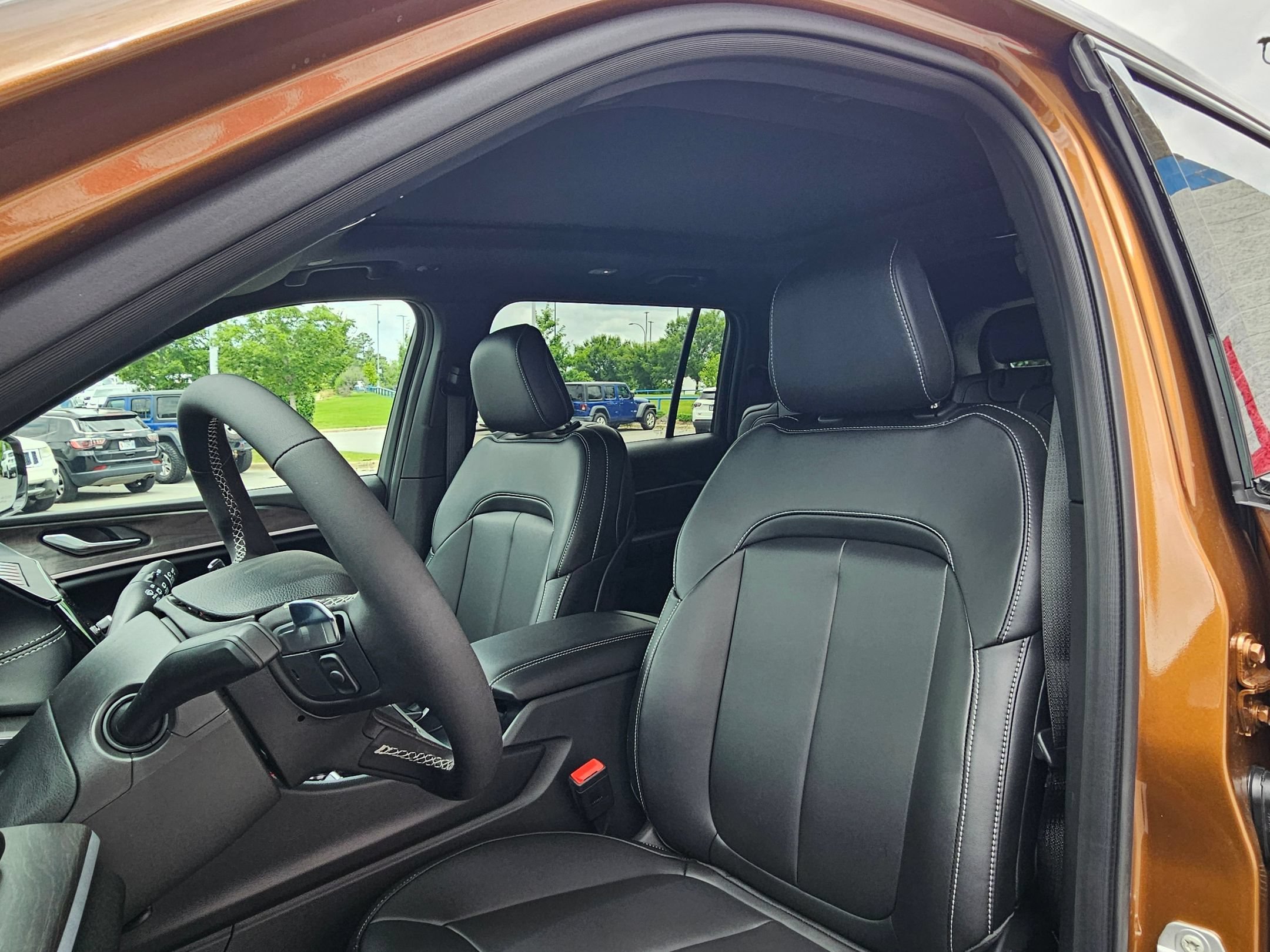 New 2026 Copper Shino Metallic Clear-Coat Exterior Paint Jeep Limited image 20