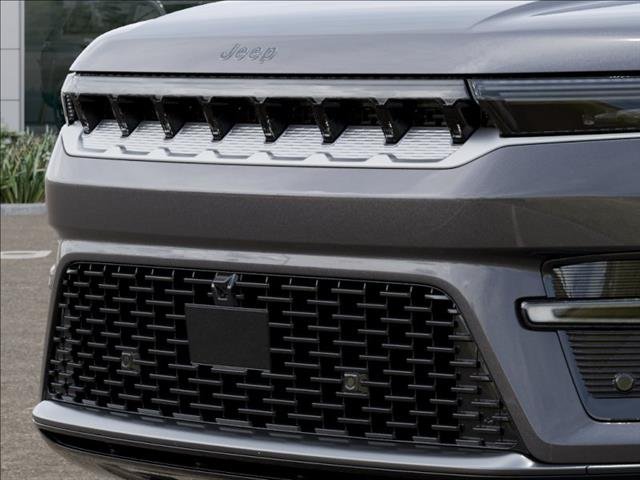 New 2026 Baltic-Gray Metallic Clear-Coat Exterior Paint Jeep 4x4 image 11