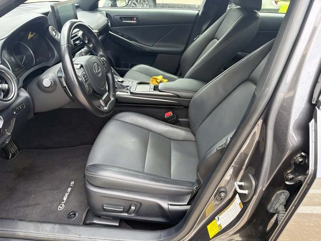 Used 2024 Gray Lexus  image 4