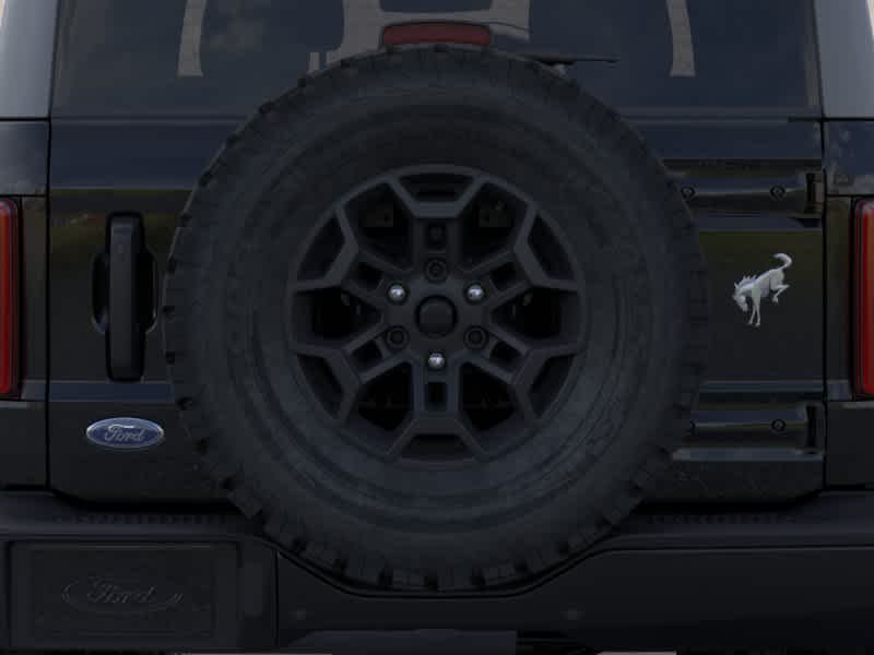 New 2026 G1/SHADOW BLACK Ford Badlands image 24