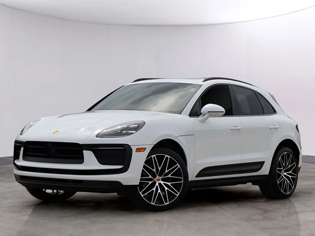 2026 Porsche Macan 