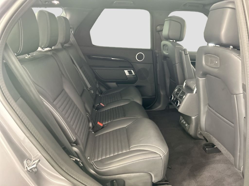 2025 Land Rover Discovery S - Photo 21