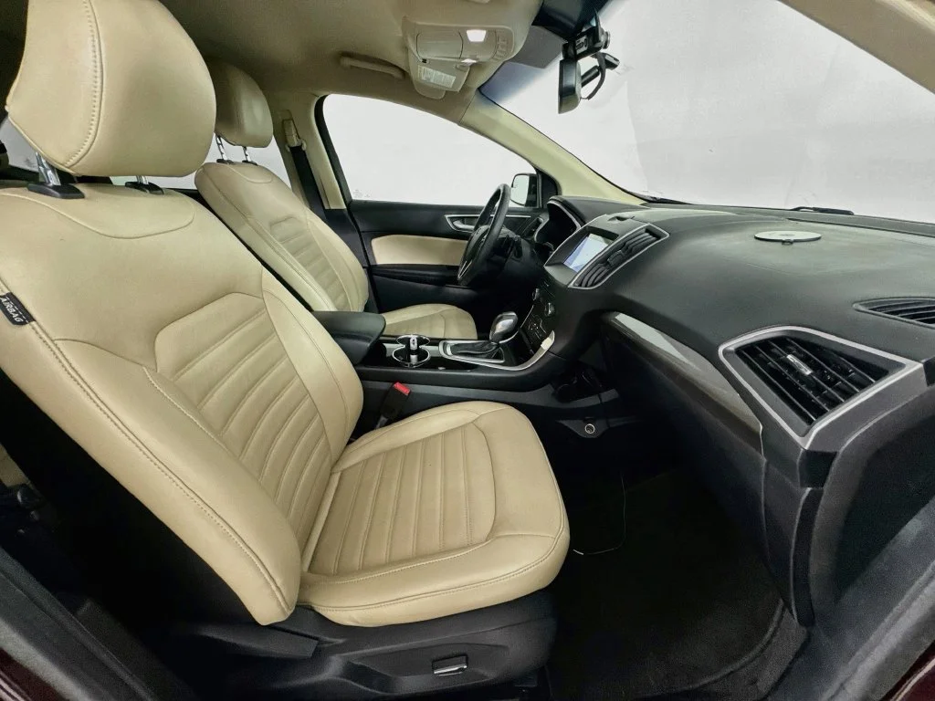 Used 2018 Red Ford SEL image 35