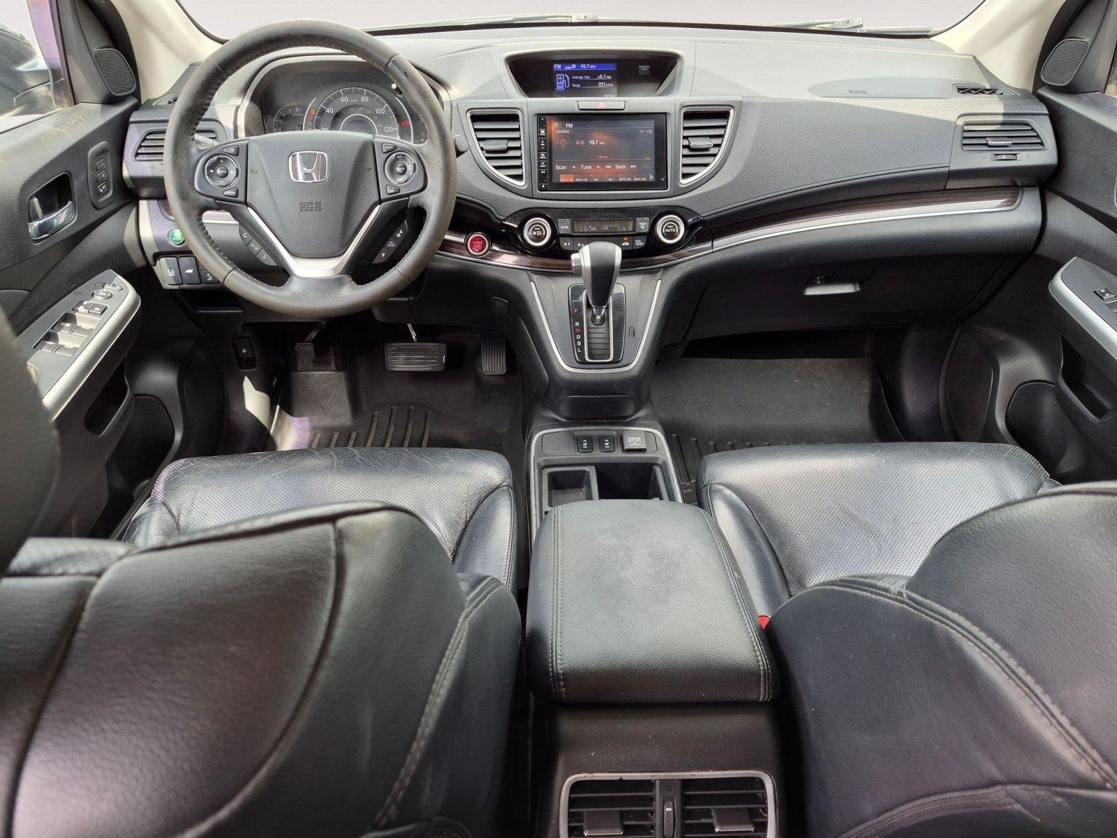 Used 2015 Crystal Black Pearl Honda Touring image 19