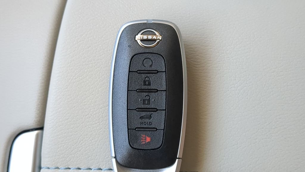 New 2026 Aurora Blue Pearl Metallic / Super Black Two-tone Nissan Platinum image 24