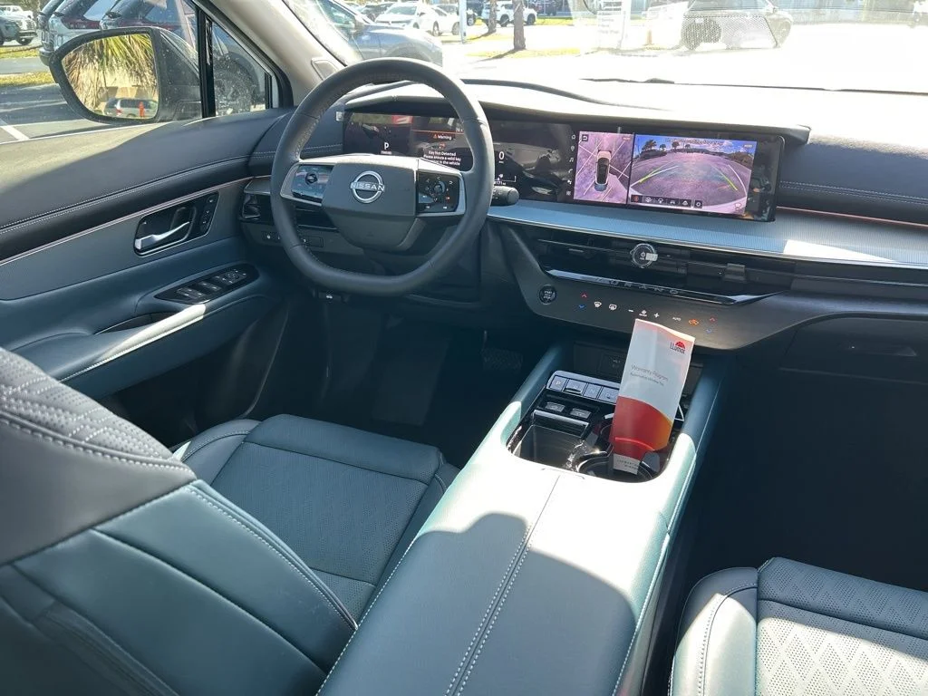 New 2026 Everest White Pearl TriCoat Nissan Platinum image 10