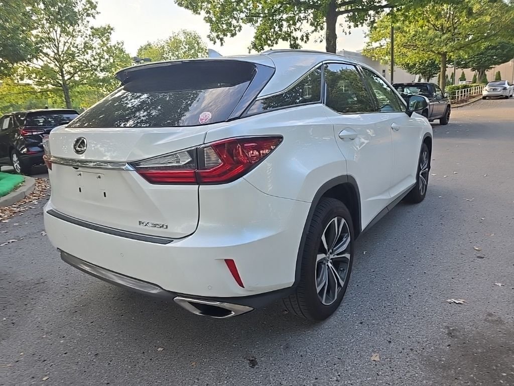 Used 2019 White Lexus 350 image 8