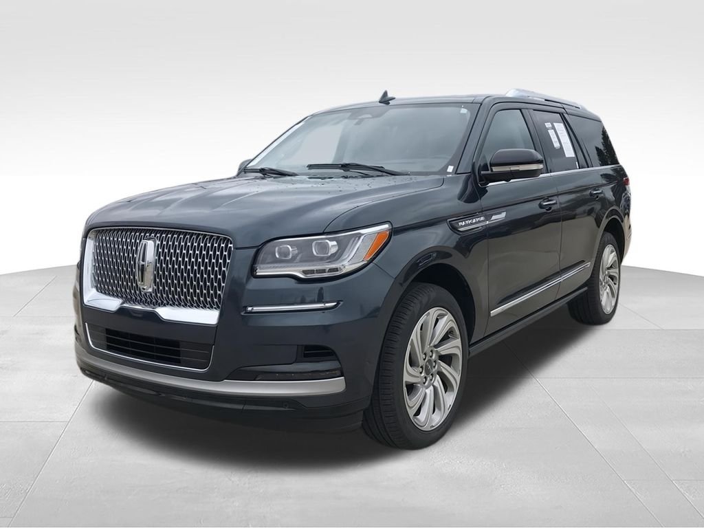 Used 2024 Blue Lincoln Reserve image 4
