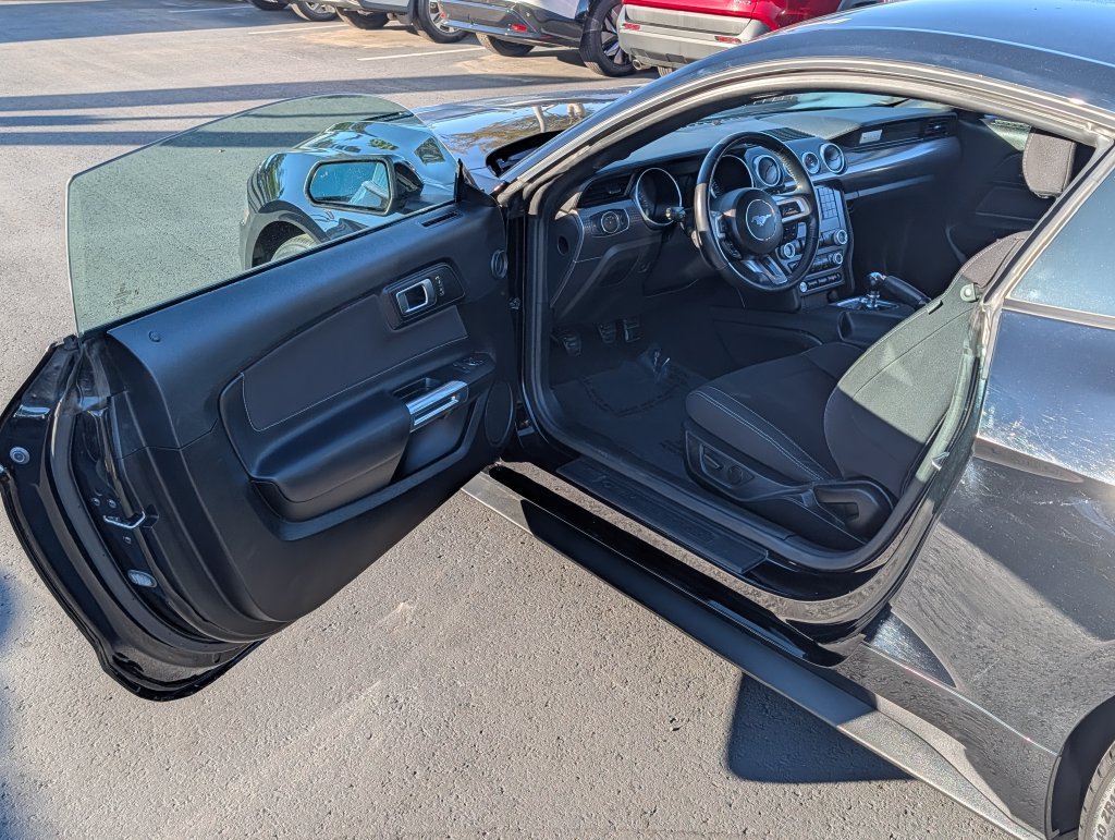 2021 Ford Mustang GT - Photo 22