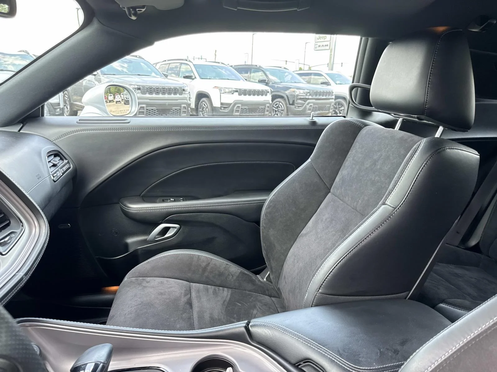 Used 2023 TRIPLE NICKEL CLEARCOAT Dodge R/T image 15