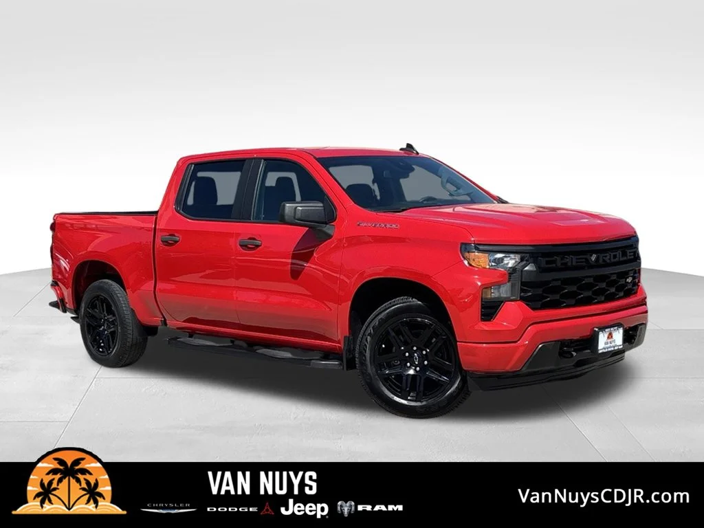 Used 2023 Red Chevrolet Custom image 1