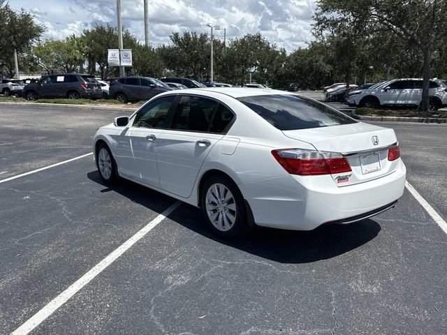 Used 2015 White Honda EX-L image 6