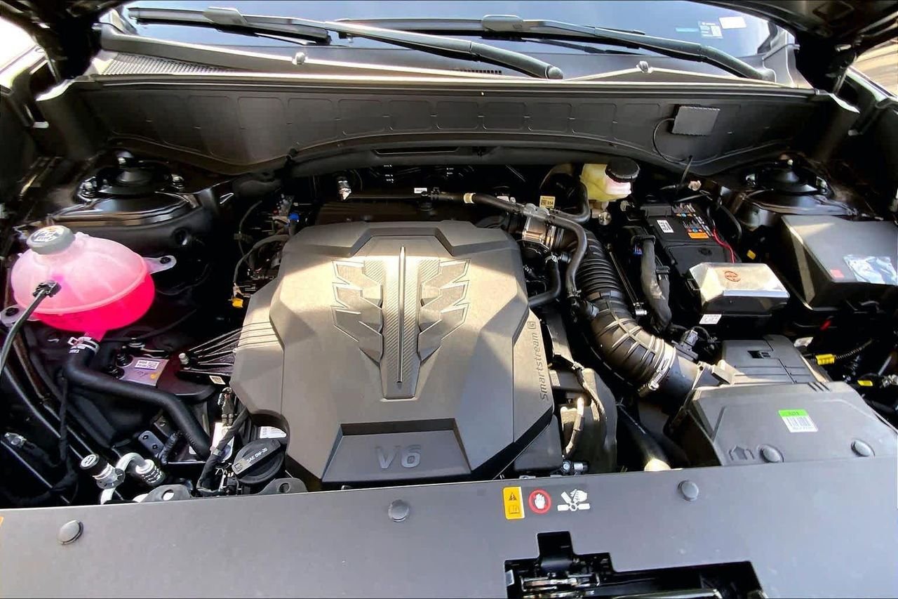 New 2026 Abyss Black Pearl Hyundai SEL Premium FWD image 16