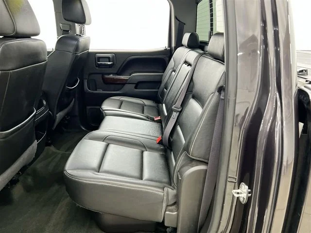 Used 2016 Silver GMC SLT image 11