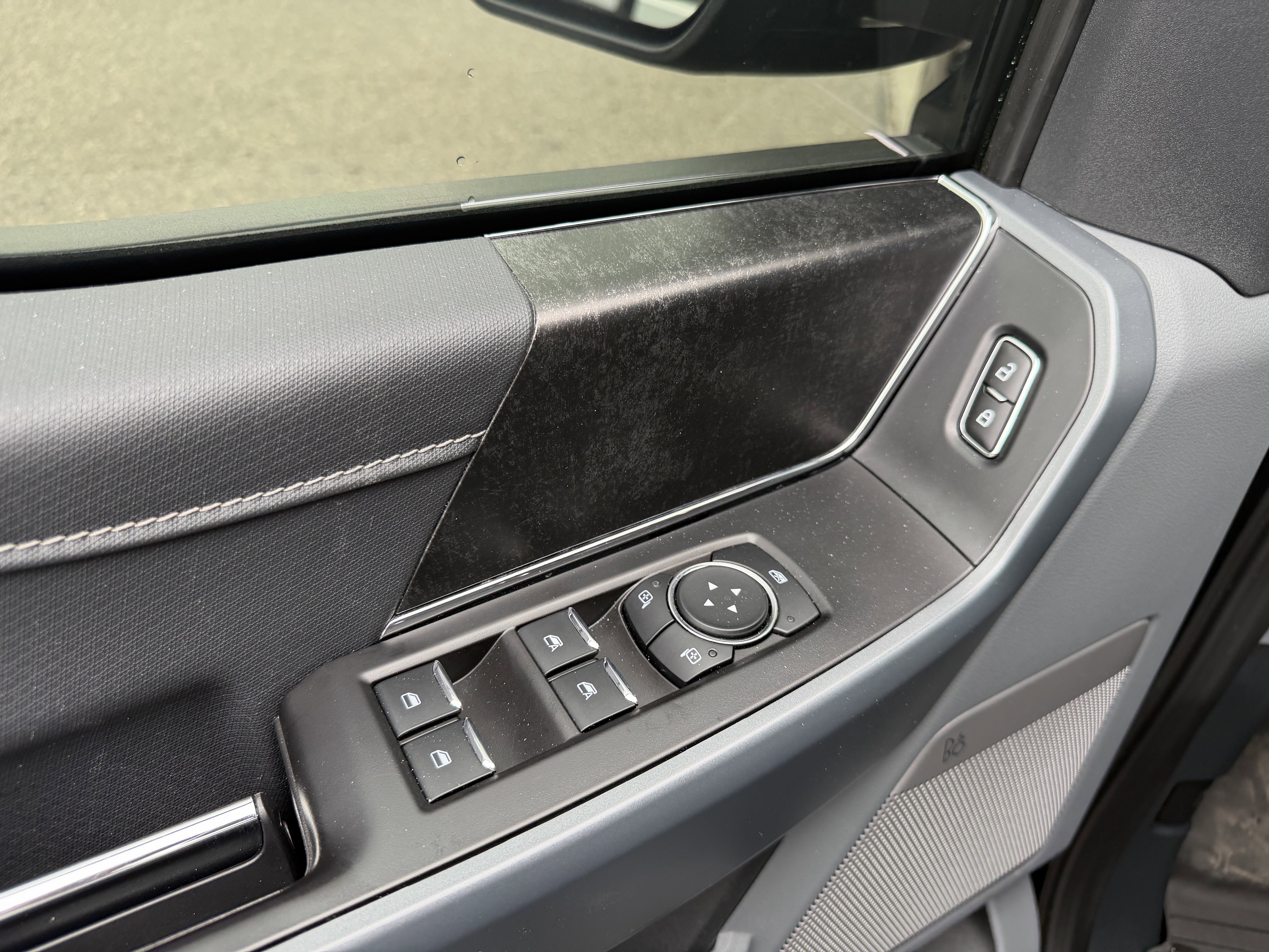 2023 Ford F-150 XLT - Photo 11