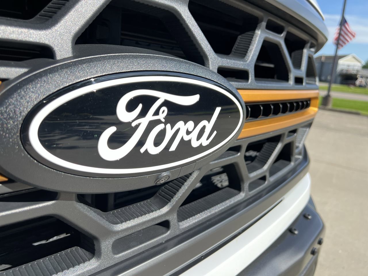 Used 2024 Oxford White Ford Tremor image 31