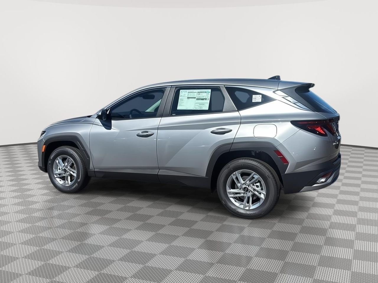 New 2026 Shimmering Silver Hyundai SE AWD image 31