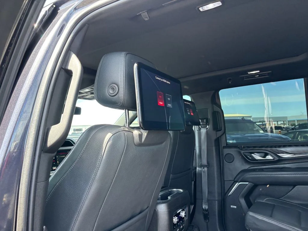 Used 2023 Silver GMC Denali image 26