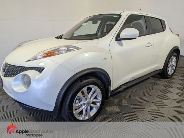 Used 2012 White Nissan SL image 3