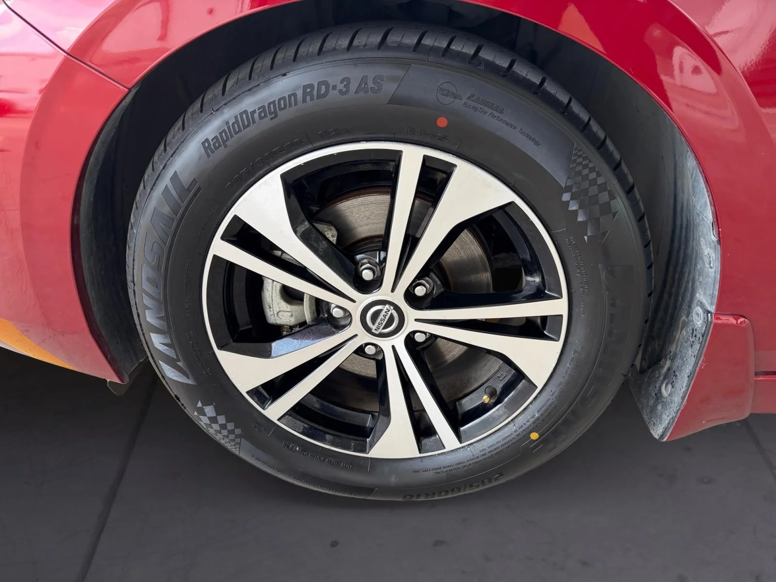 Used 2021 Scarlet Ember Tintcoat Nissan SV image 14