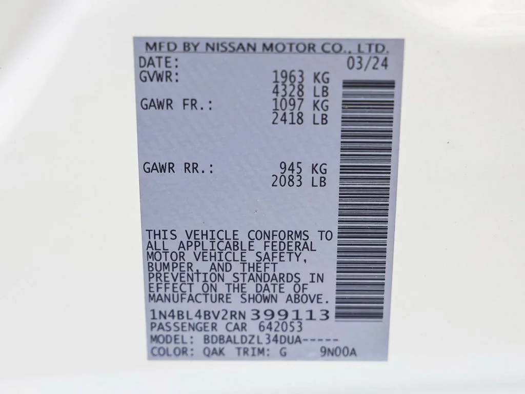 Used 2024 White Nissan 2.5 S image 30