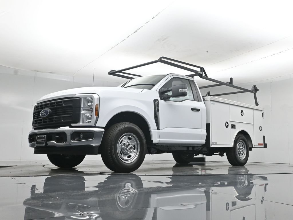 New 2026 Oxford White Ford XL image 46