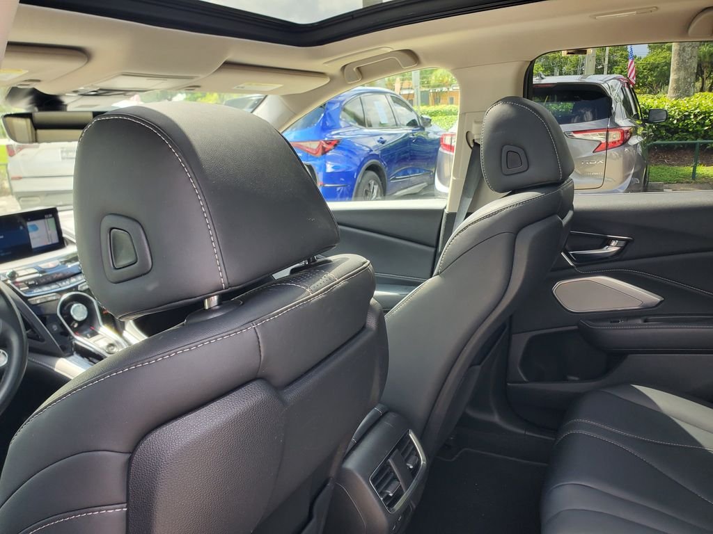 Used 2020  Acura Technology Package image 11