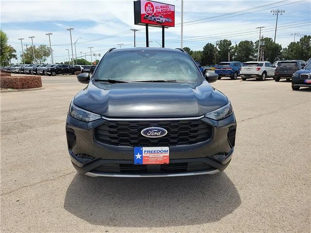 Used 2025 Agate Black Metallic Ford ST-Line All-Wheel Drive image 8