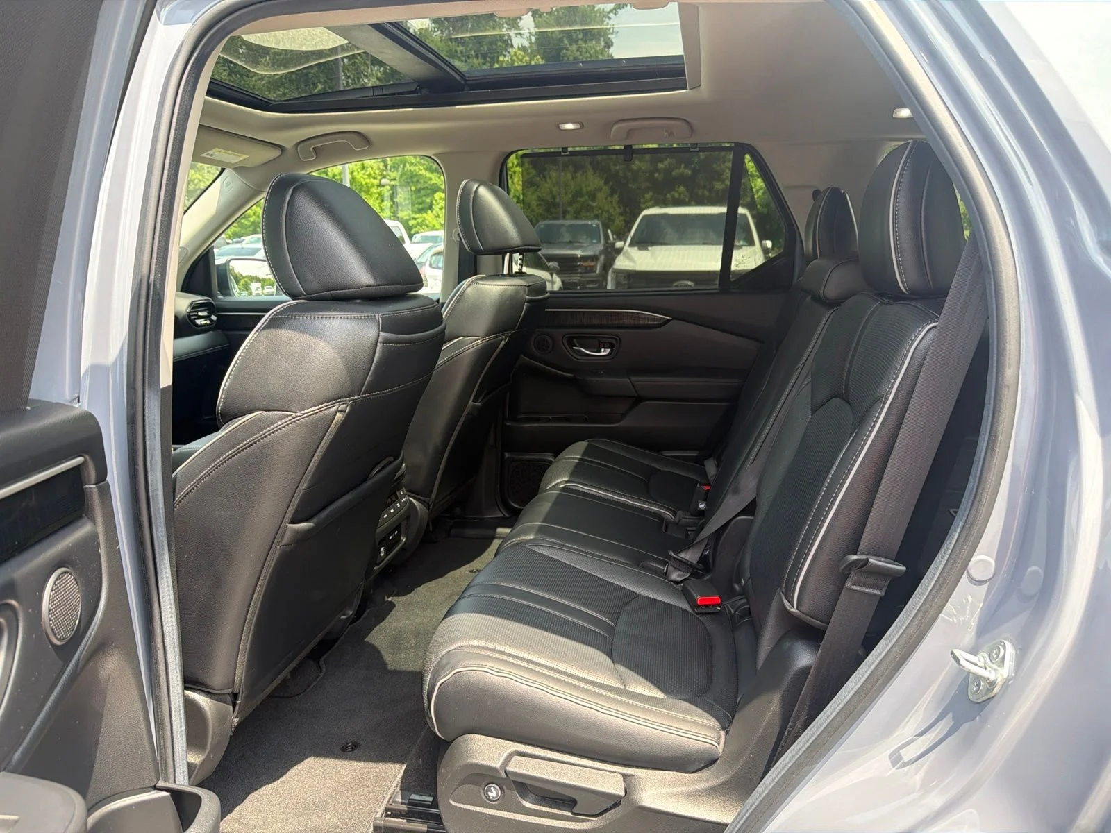 Used 2025 Gray Honda Elite image 7