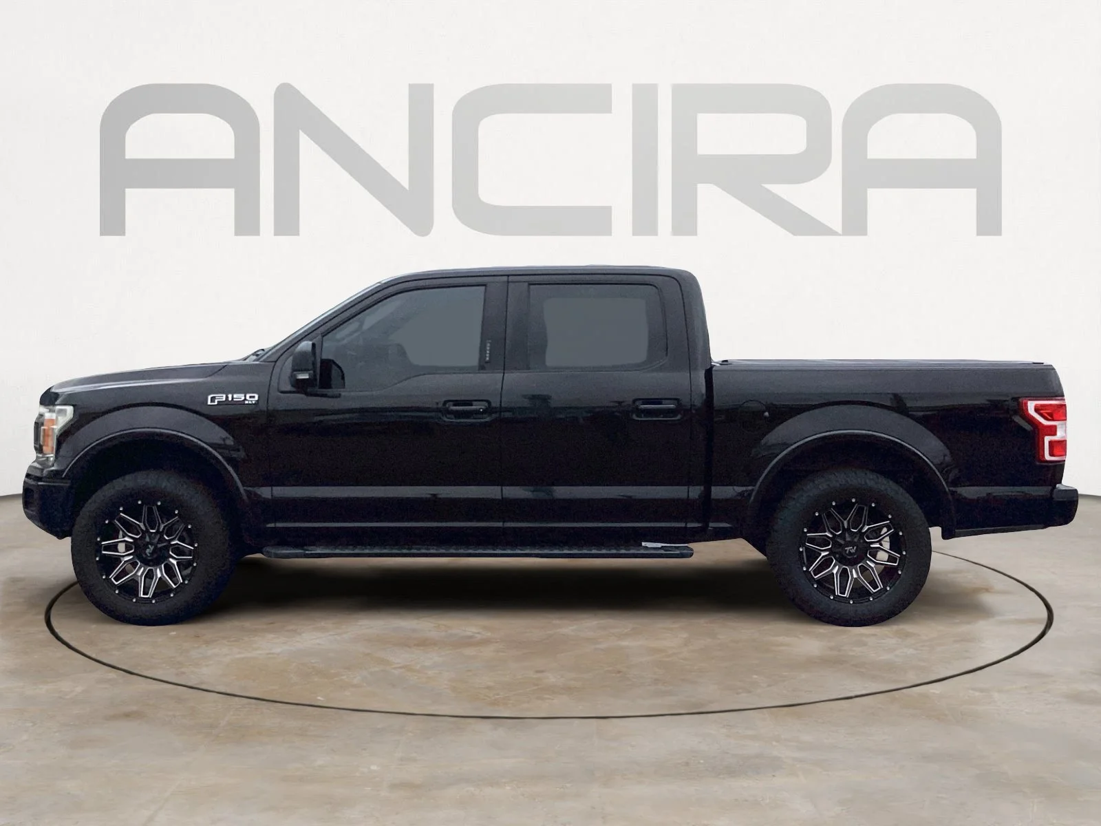 Certified Used 2019 Black Metallic Ford XLT image 8