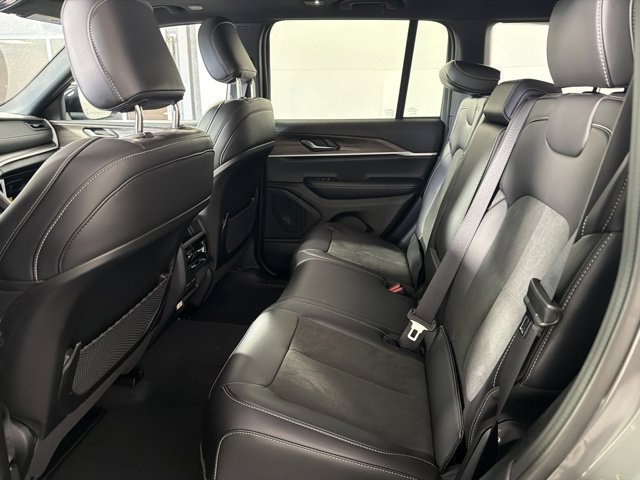 New 2027 Gray Jeep Altitude image 26
