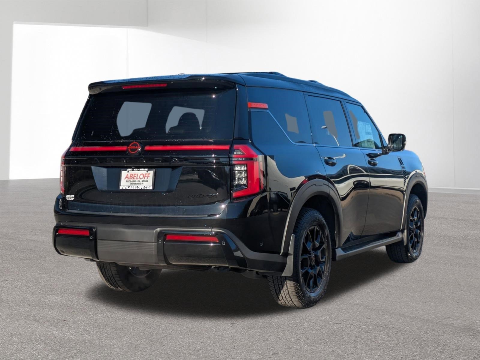 2026 Nissan Armada PRO-4X - Photo 4