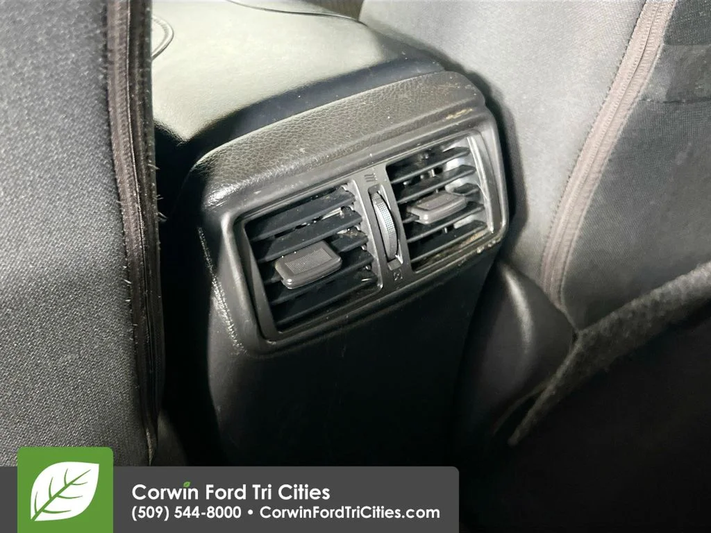 Used 2019 Brilliant Silver Metallic Nissan S image 27