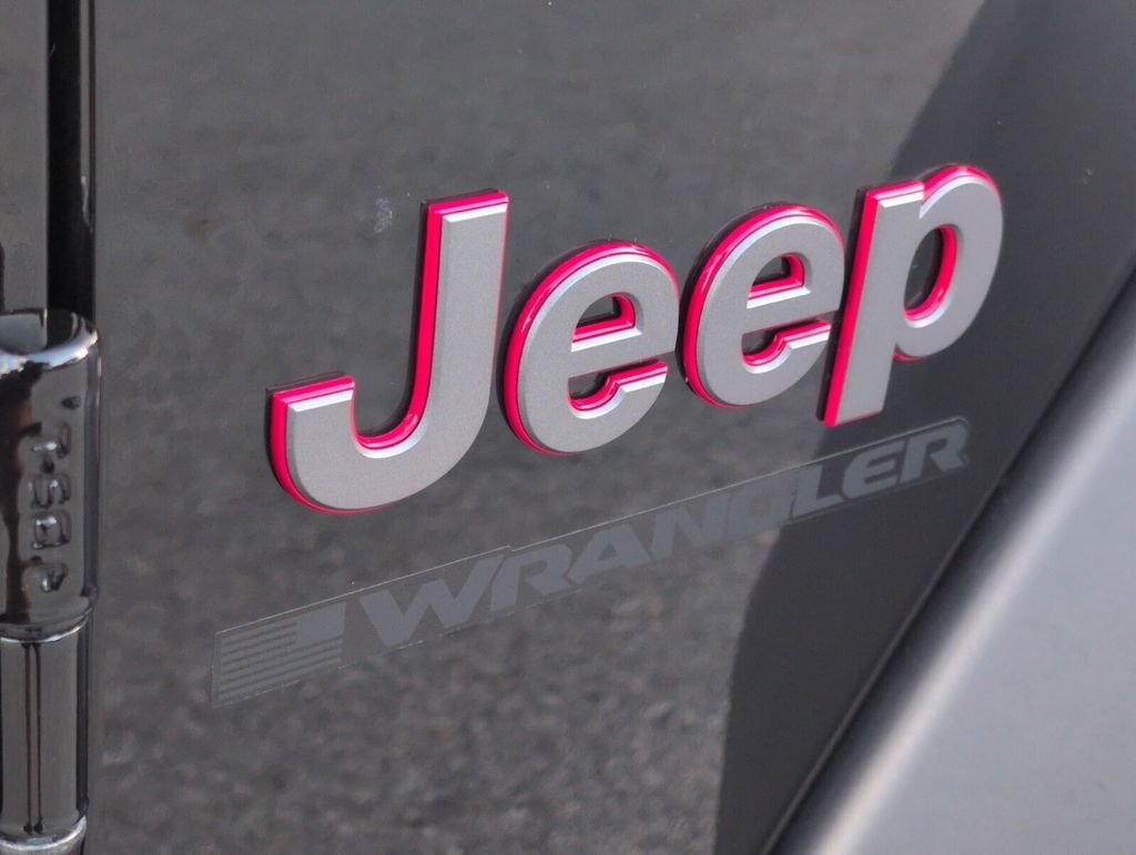 Used 2025 Black Jeep Rubicon w X Package image 14