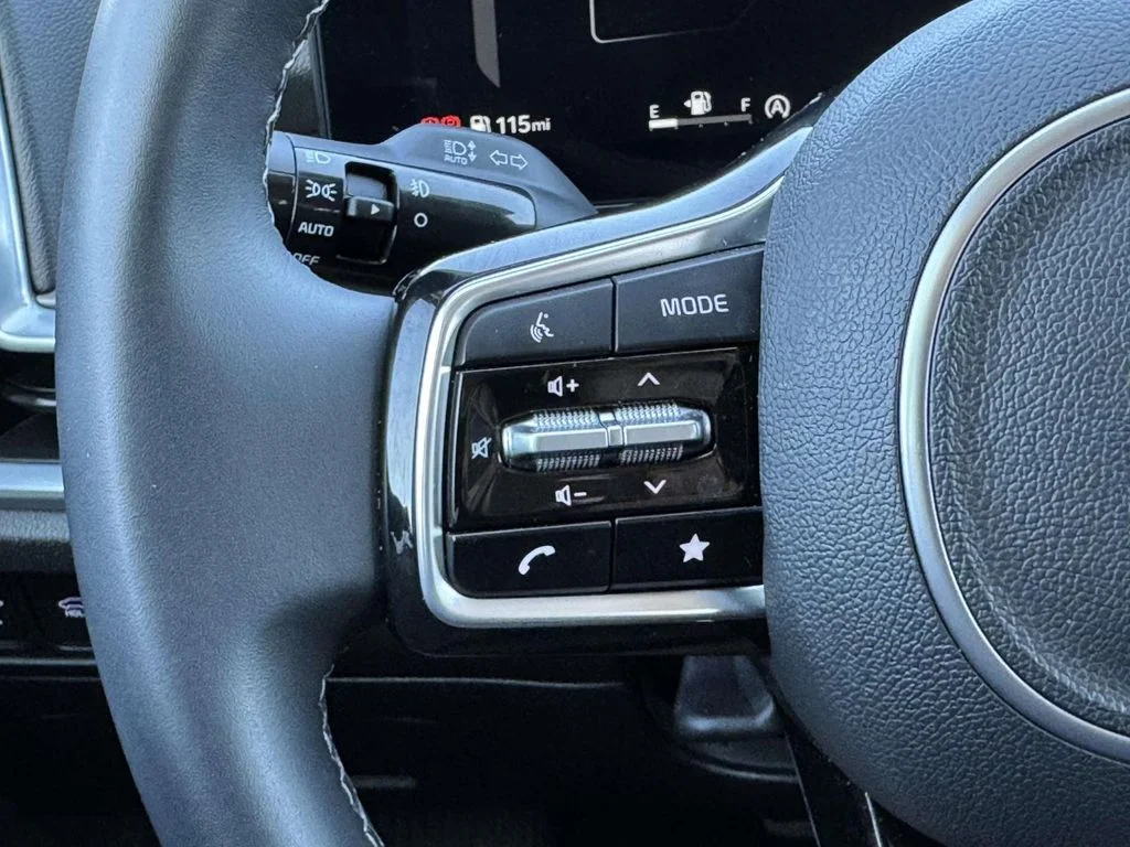 Used 2025 Gray Kia SX image 22