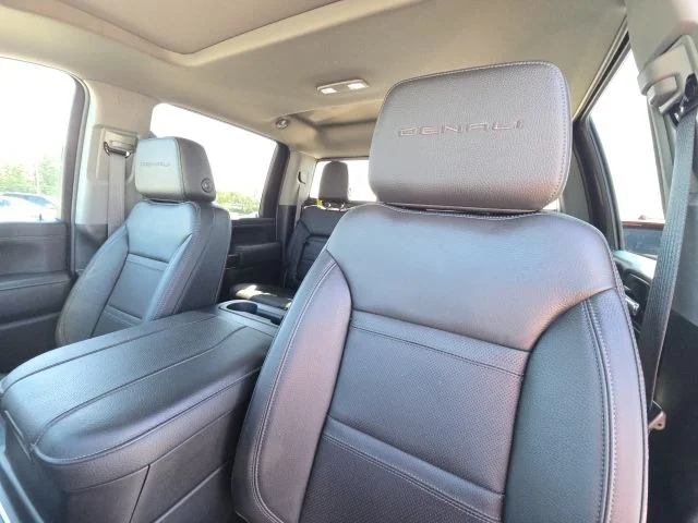 Used 2023 Black GMC Denali image 24