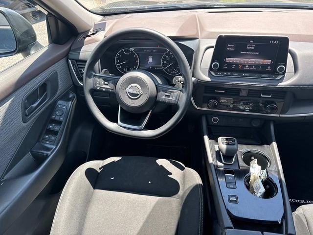 Used 2023 Black Nissan S image 17