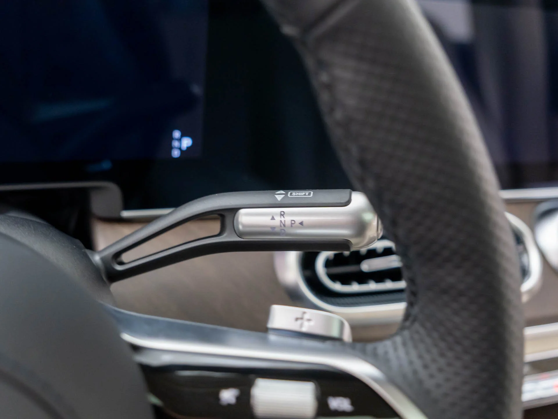 New 2027 White Mercedes-Benz GLE 450 image 23