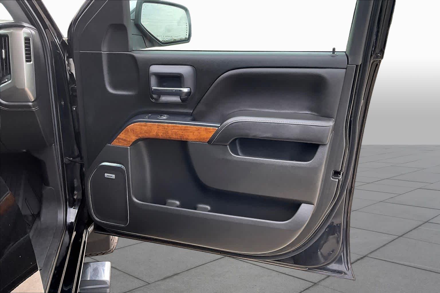 Used 2018 Black Chevrolet High Country image 23