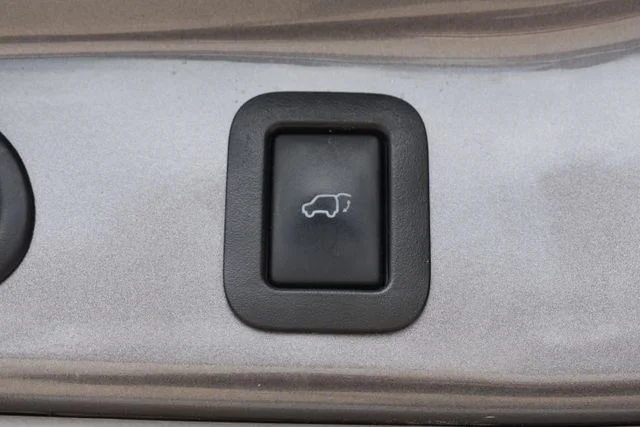 Used 2016 Gray Toyota Limited image 19