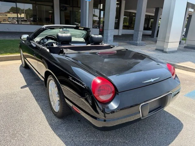 Used 2003 Black Ford Base image 6