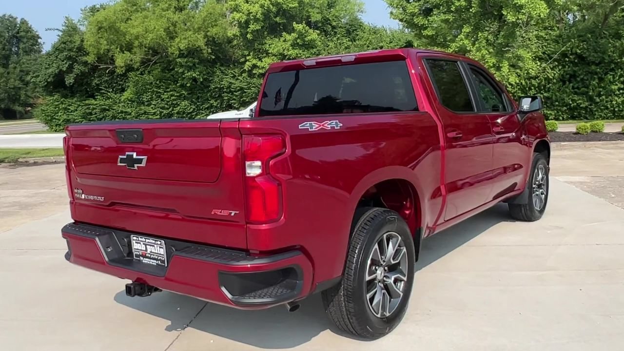 Used 2023 Radiant Red Tintcoat Chevrolet RST image 9